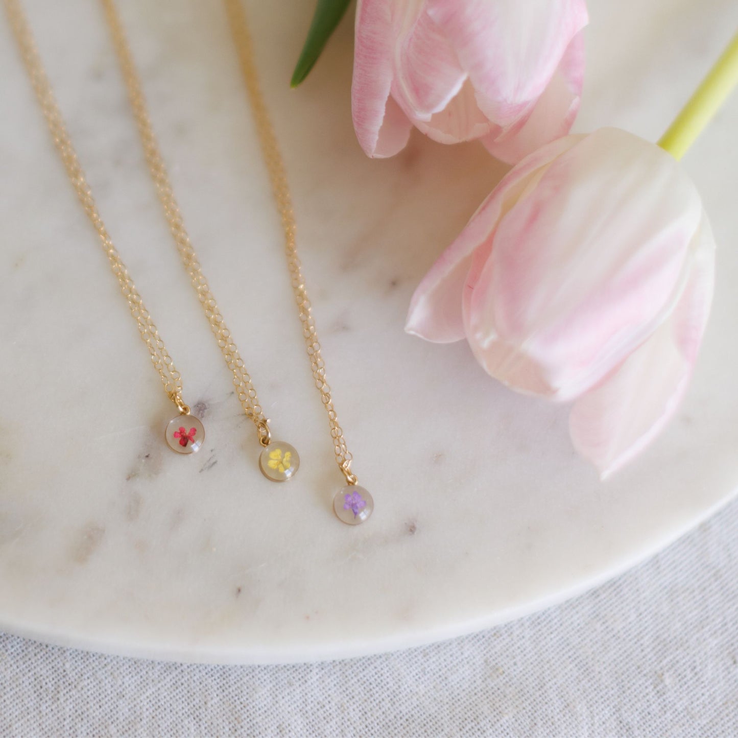 Simple Single Bloom Pendant Necklace