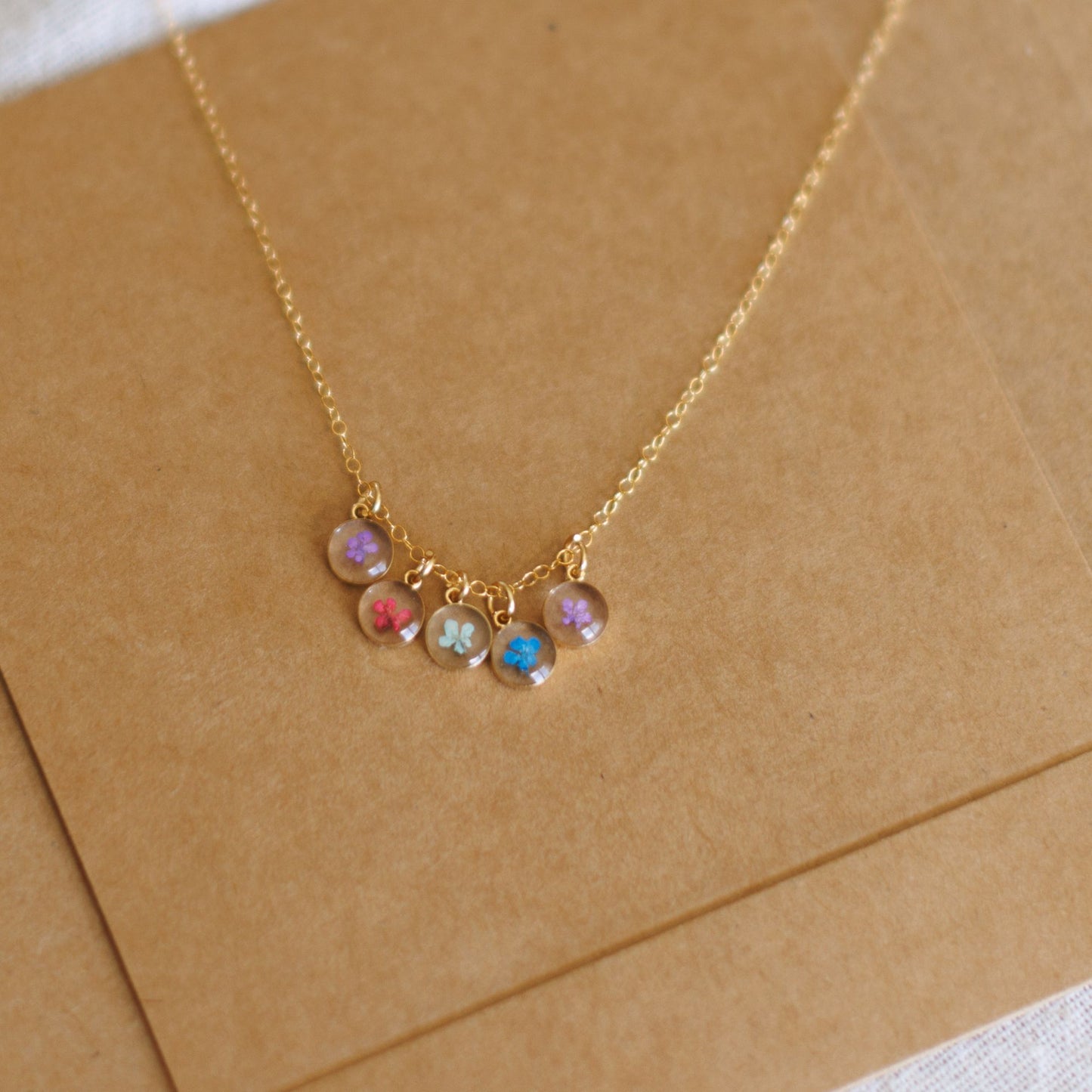 Simple Single Bloom Pendant Necklace