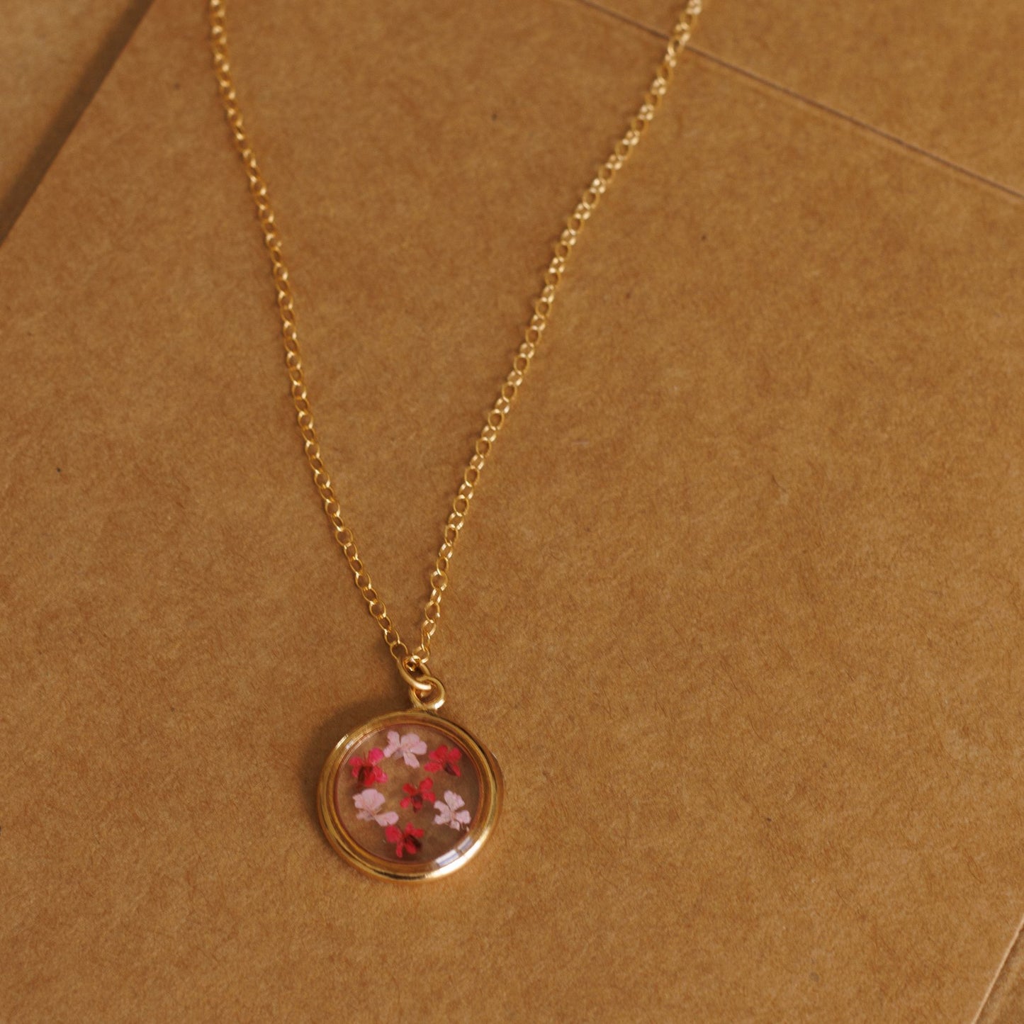 Scattered Multi-Bloom Pendant Necklace